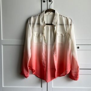 🧡Ombré cream to peach button up blouse🧡